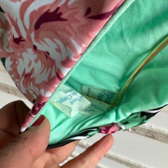 👙Mossimo One Piece Swimsuit Sz M Women Bathing suit Multi Stripe Roses Black - Picture 4 of 8